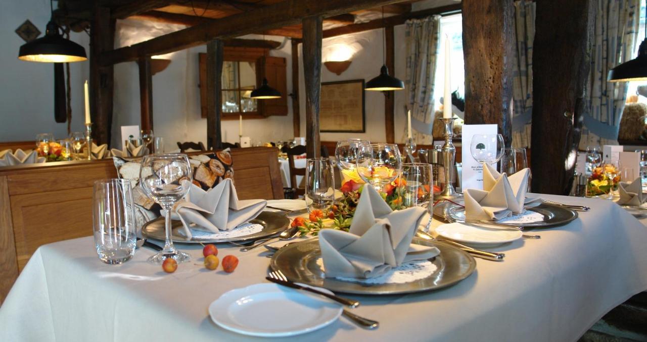Wellings Romantik Hotel Zur Linde Мёрс Экстерьер фото